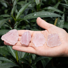 Cargar imagen en el visor de la galería, Cuarzo Rosa en Bruto