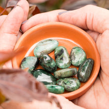 Cargar imagen en el visor de la galería, Esmeralda Tamboreada