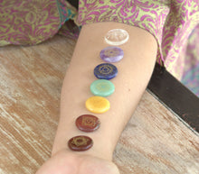 Cargar imagen en el visor de la galería, Set para Chakras con Símbolo
