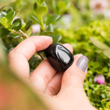 Cargar imagen en el visor de la galería, Obsidiana Negra tamboreada