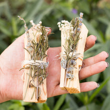 Cargar imagen en el visor de la galería, Ramito de Palo Santo