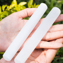 Cargar imagen en el visor de la galería, Varita de Selenita Cilíndrica
