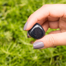 Cargar imagen en el visor de la galería, Goldstone Azul o Lluvia de Plata Tamboreada
